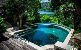 Twin Island Villas & Dive Resort